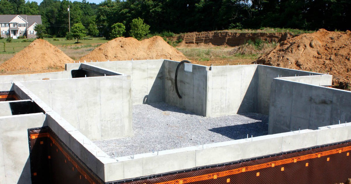 Заказать фундамент с подвалом Выкса. Заказать под ключ цена от 3676 руб/м3